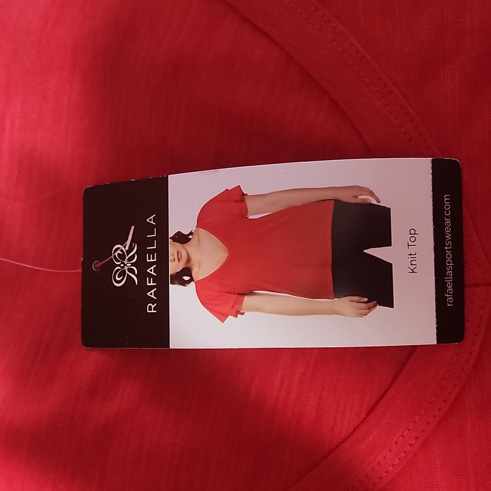 ✨🧨*Bundel (7) NWT Red V-neck Knitted Tops $42 (+ 3 FREE GIFTS)
